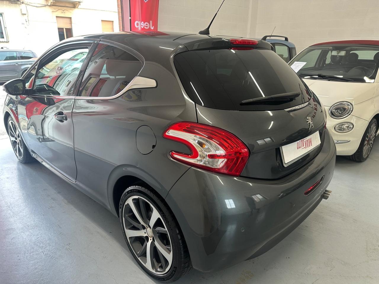 Peugeot 208 BlueHDi 100 3 porte GT Line
