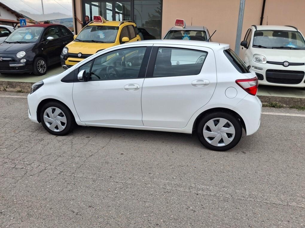 Toyota Yaris 1.4 D-4D 5 porte Lounge 10/2017