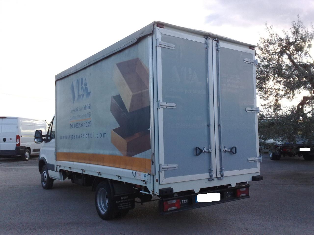 Iveco Daily 35c17 3000cc CENTINATO - 2011