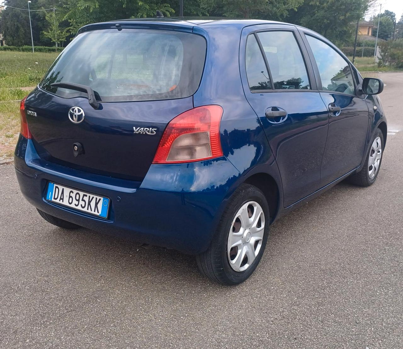 Toyota Yaris 1.3 5 porte Sol