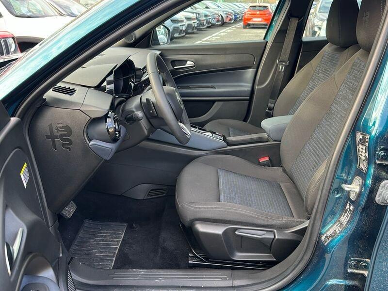 Alfa Romeo Junior 1.2 ibrida 145cv edct6