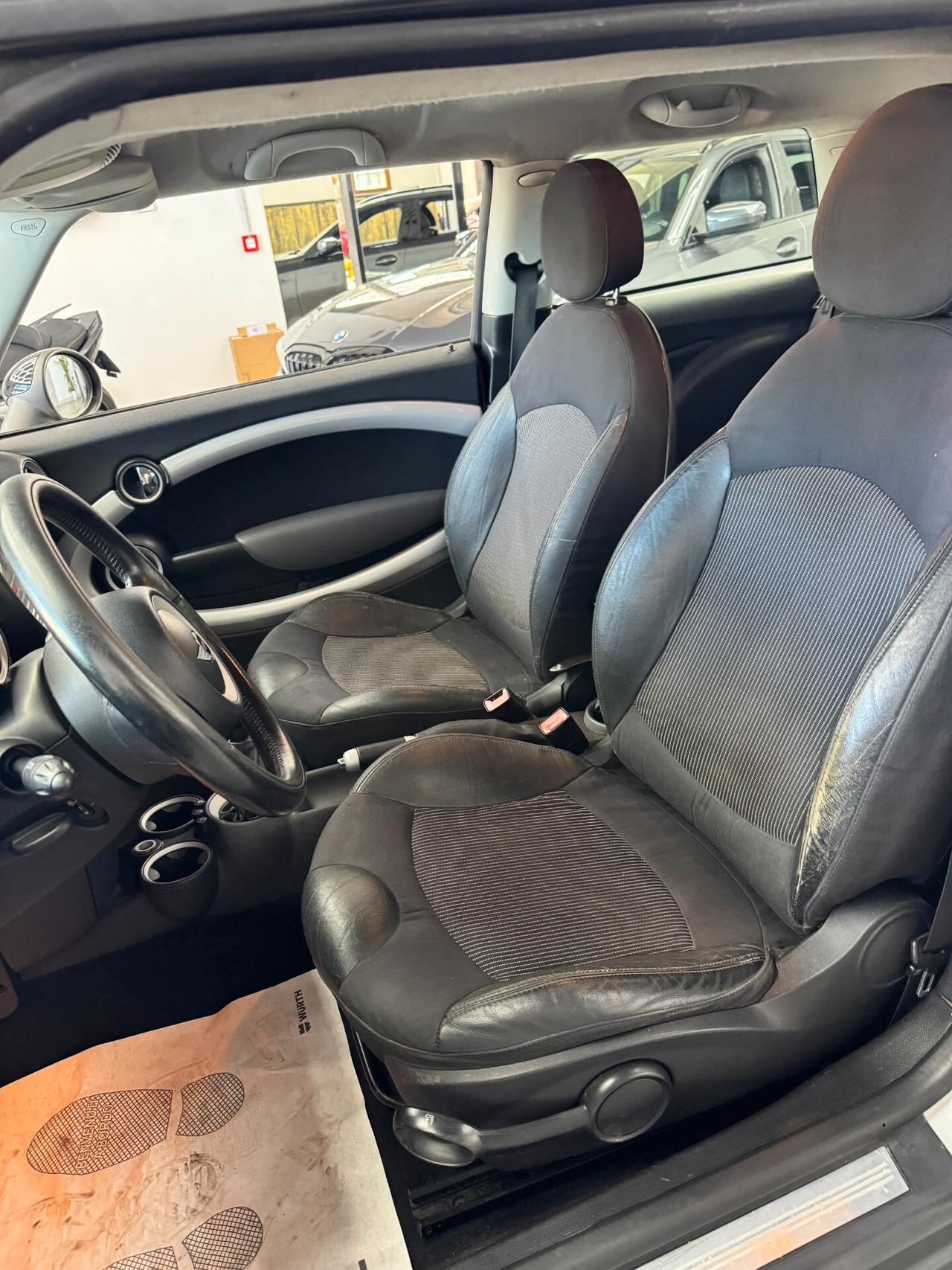 Mini Mini 1.6 16V Cooper