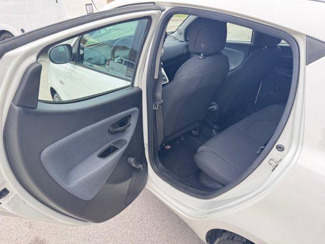 LANCIA Ypsilon 1.0 FireFly 5p Hybrid Ecochic Gold IVA ESPOSTA