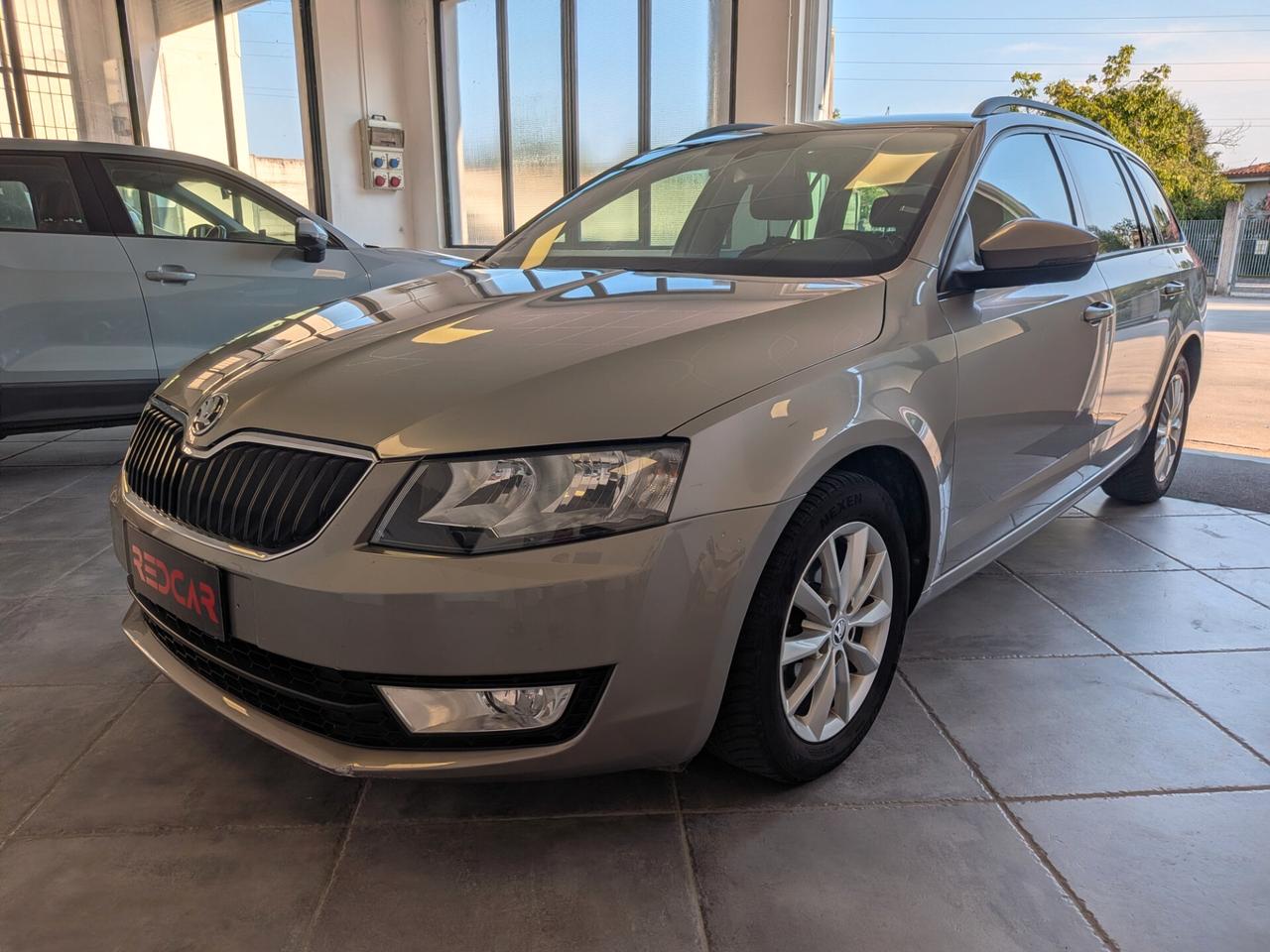 SKODA OCTAVIA SW 1.6 TDI DSG