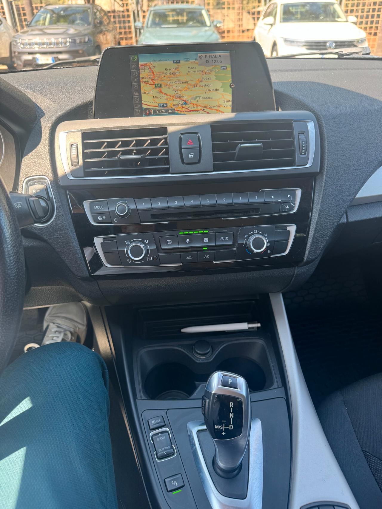 Bmw 116 116d 5p. Urban