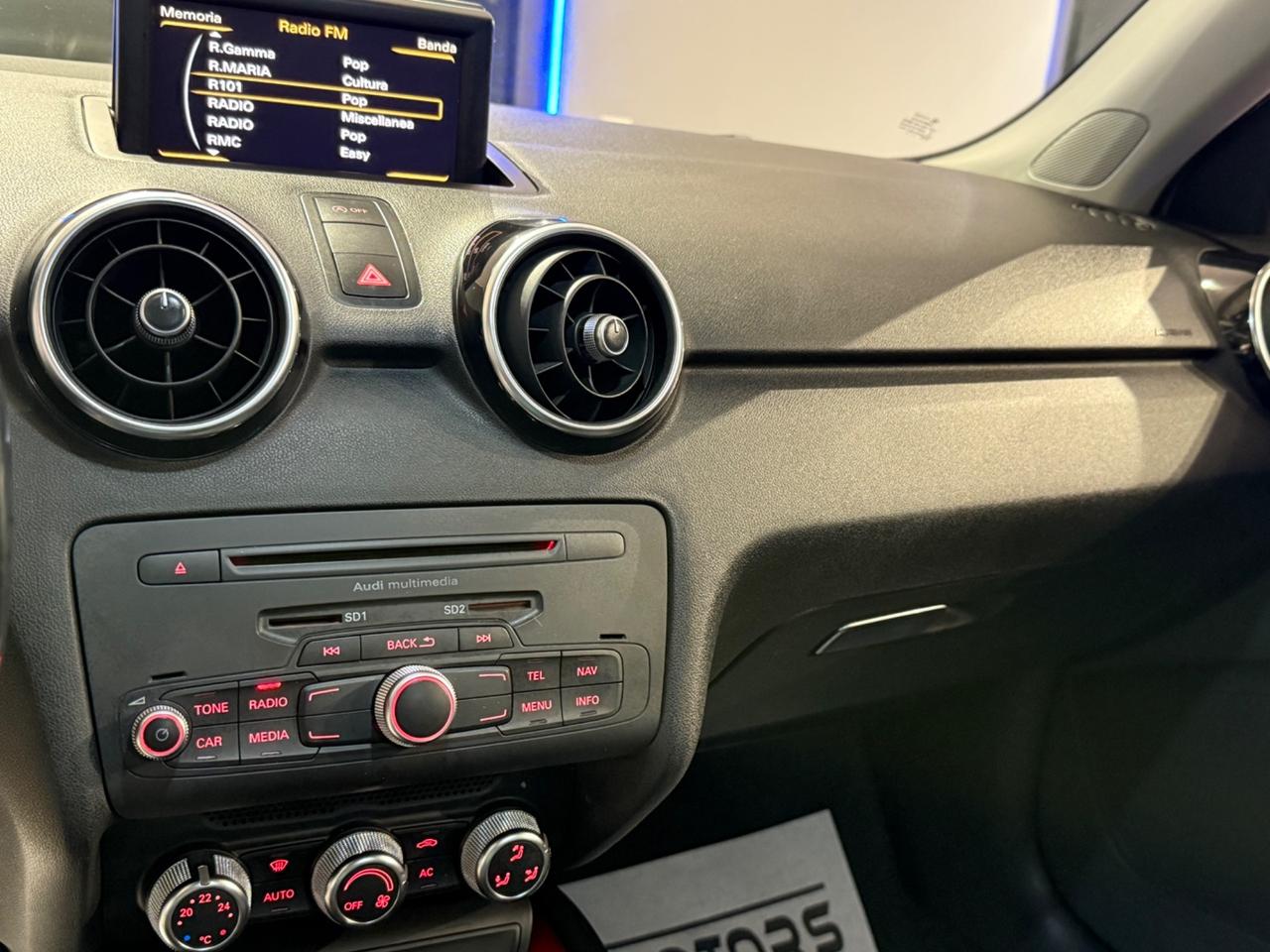 Audi A1 1.6 TDI 105 CV Ambition (GARANZIA)