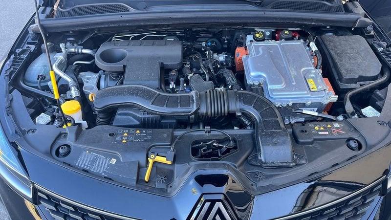 Renault Clio techno MY24 full hybrid E-Tech 145