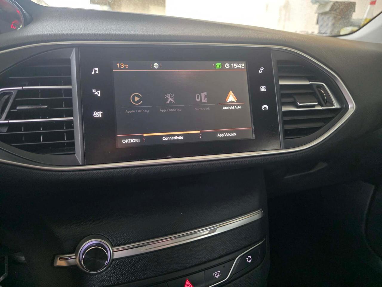 Peugeot 308 BlueHDi 130 S&S Business