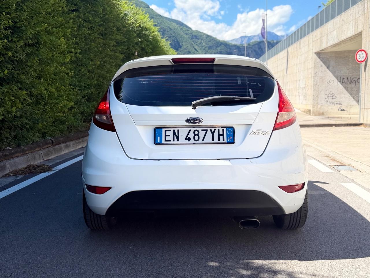 Ford Fiesta 1.2 60CV 5 porte OK NEOPATENTATI