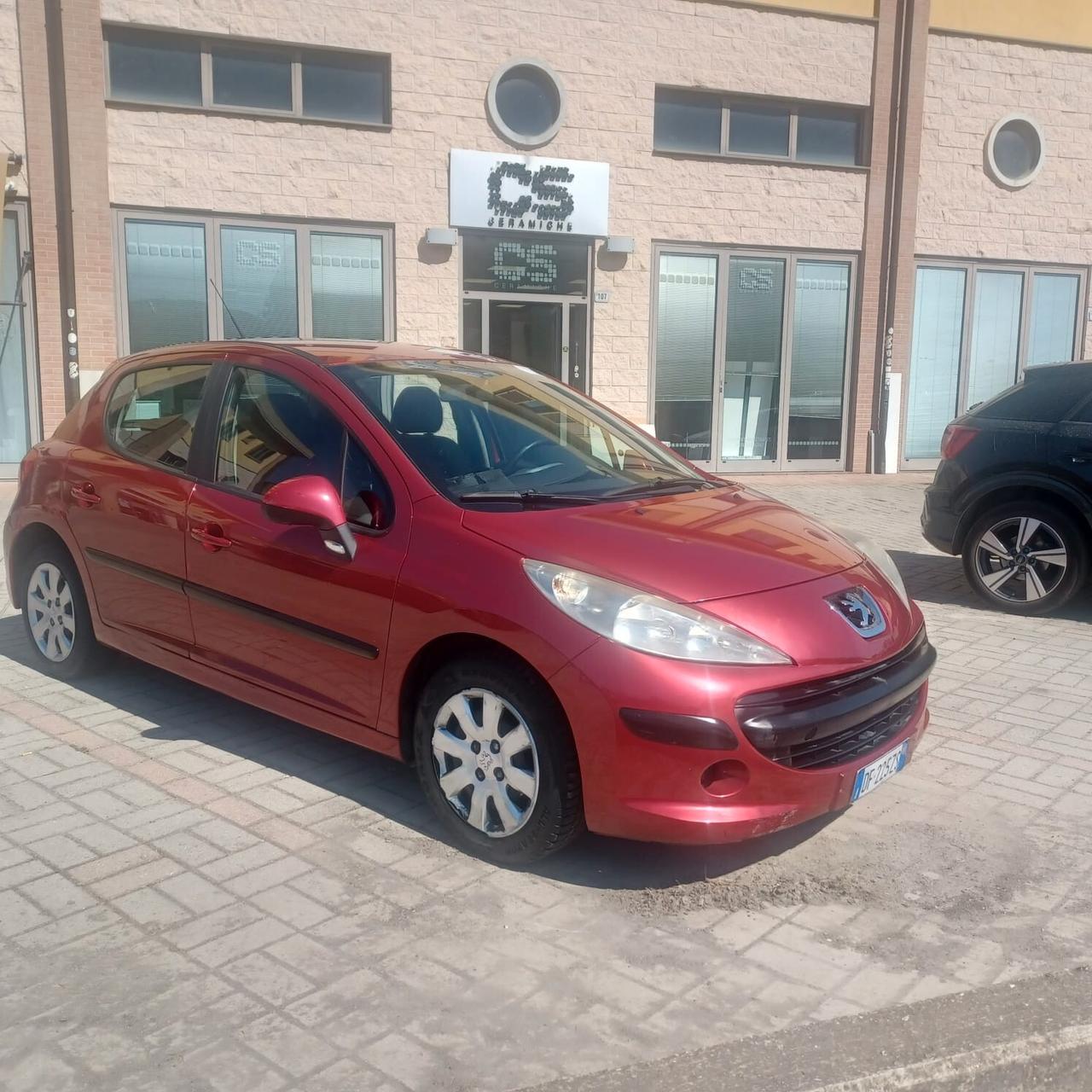 113588KM PEUGETO 207 1.4 HDI NEOPATENTATI