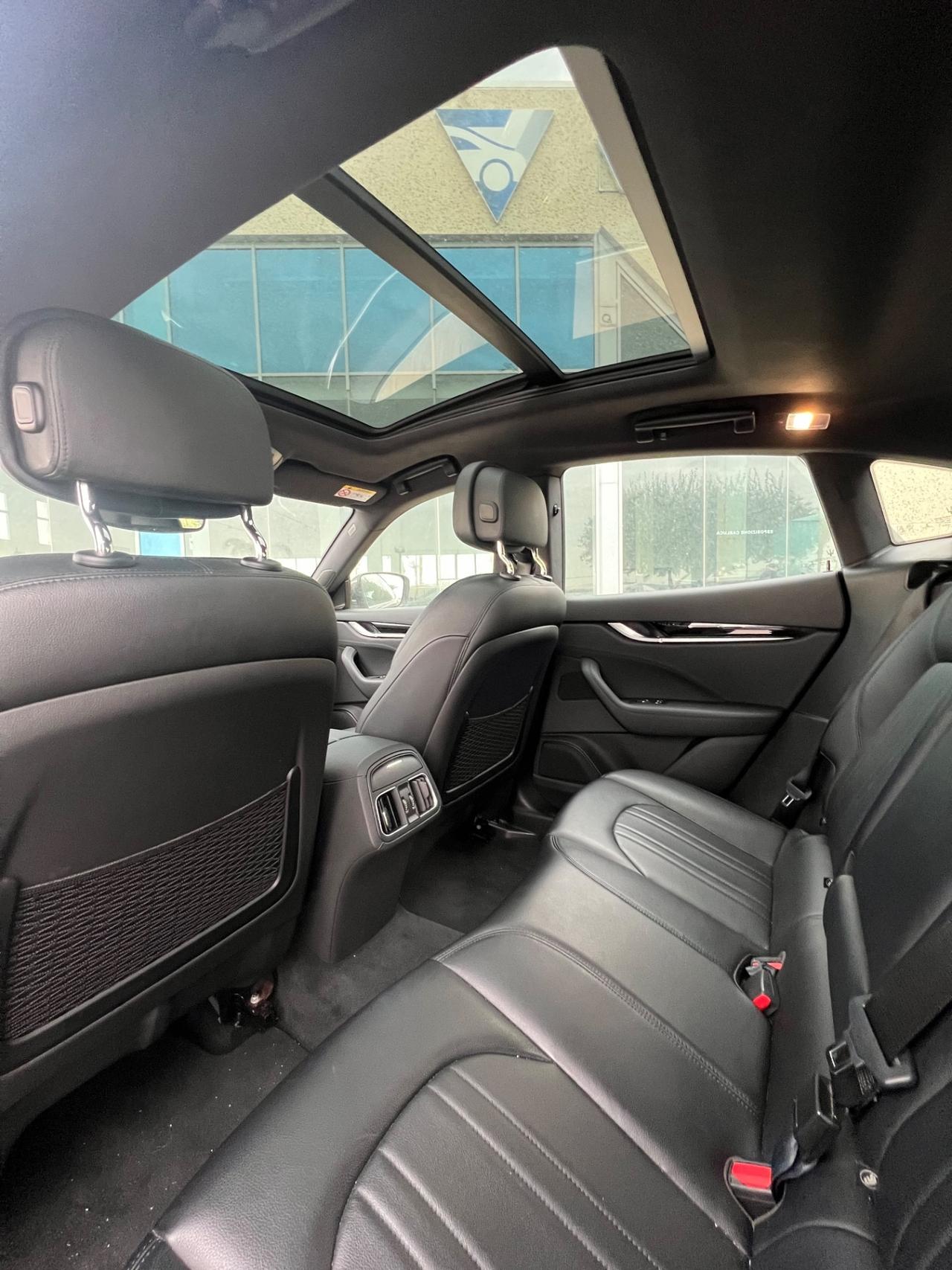 Maserati Levante V6 275cv Q4