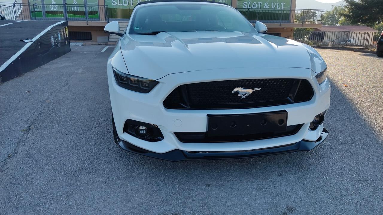 Ford Mustang Cabrio TiVCT GT 5.0 V8