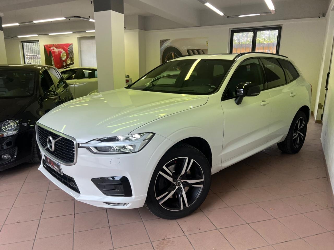 Volvo XC 60 XC60 B4 (d) AWD Geartronic R-design