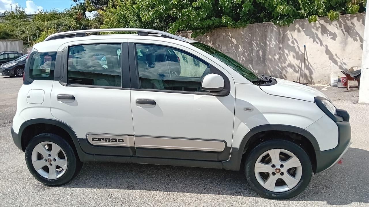 Fiat Panda cross 1.3 mjt 4X4-full -11/2014