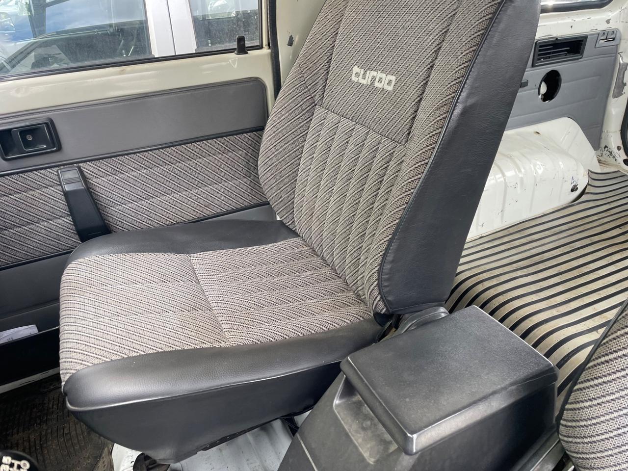 Toyota Land Cruiser II 2.4 turbodiesel SW LJ70 LX
