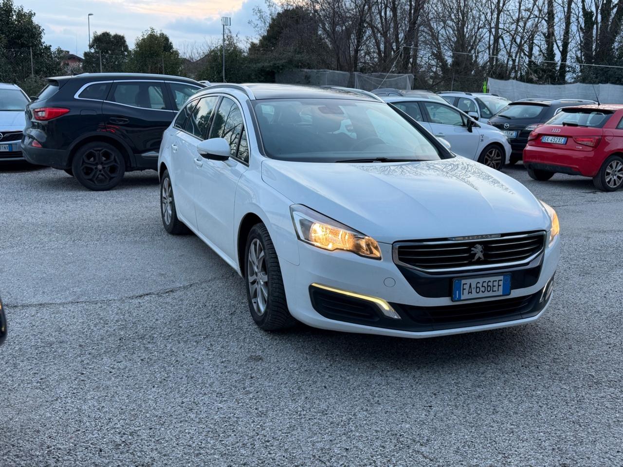 Peugeot 508 1.6 e-HDi 115 CV Stop&Start SW Business Mix
