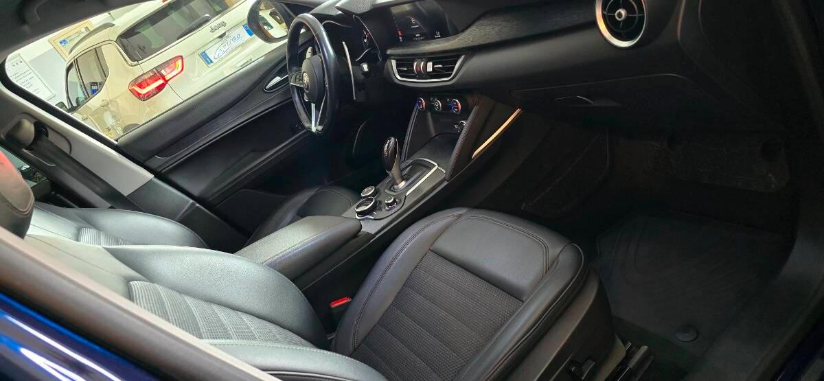 Alfa Romeo Stelvio Executive Q4 210cv *motore nuovo Gar Alfa 2anni*