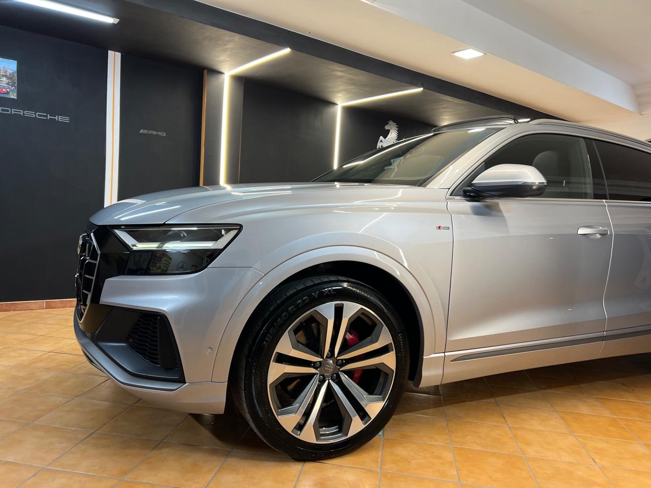 Audi Q8 50 TDI 286 CV quattro tiptronic Sport