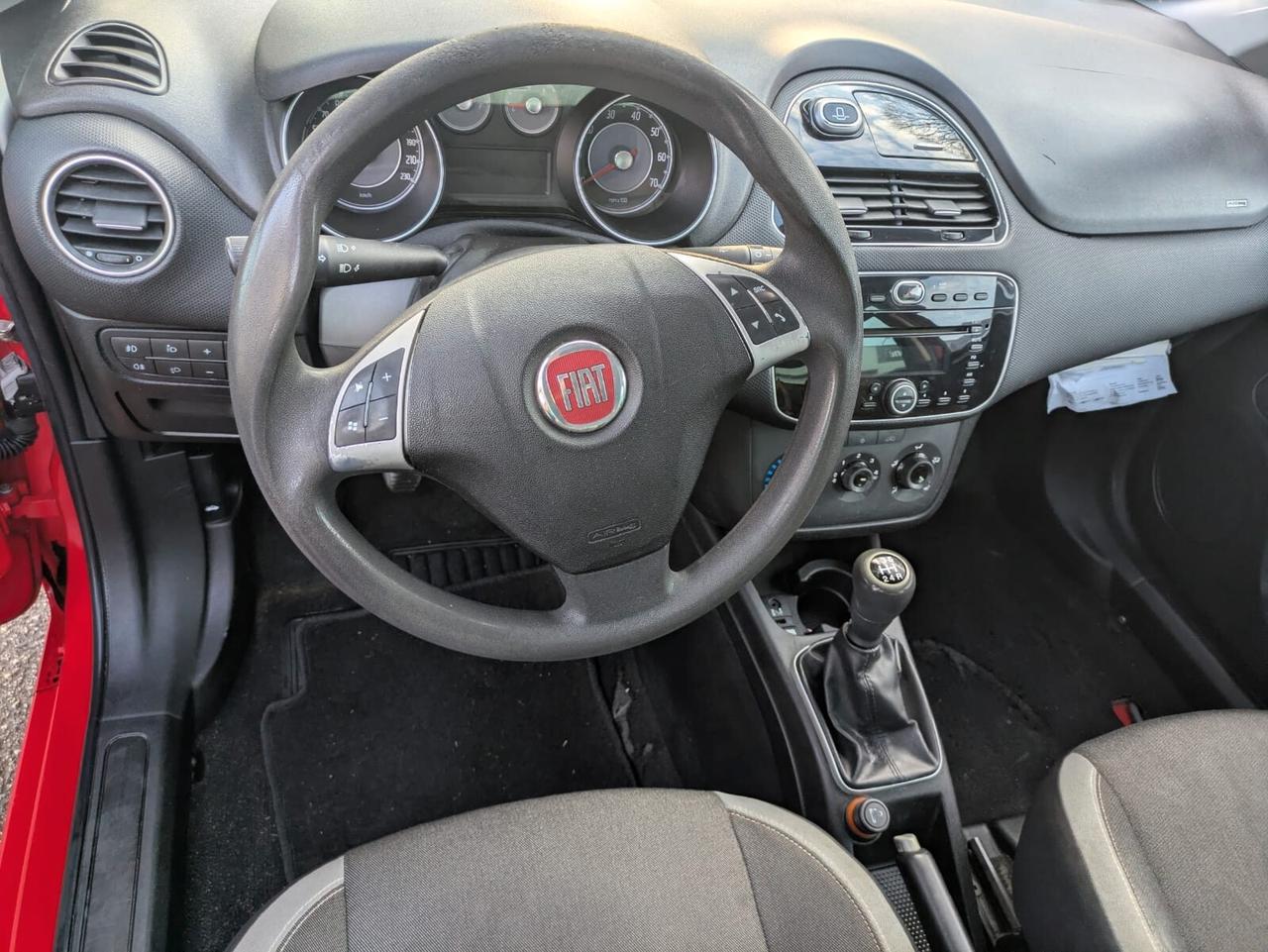 Fiat Punto 1.3 MJT II 75 CV 5 porte Virgin Radio