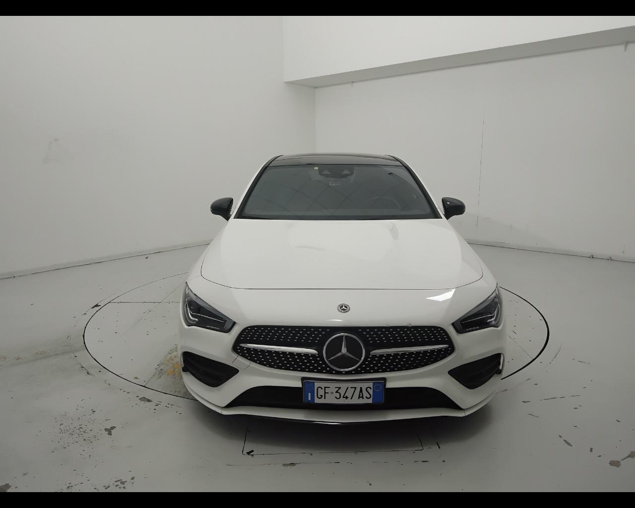 Mercedes-Benz CLA Sh.Brake - X118 - CLA Shooting Brake 200 d Premium auto