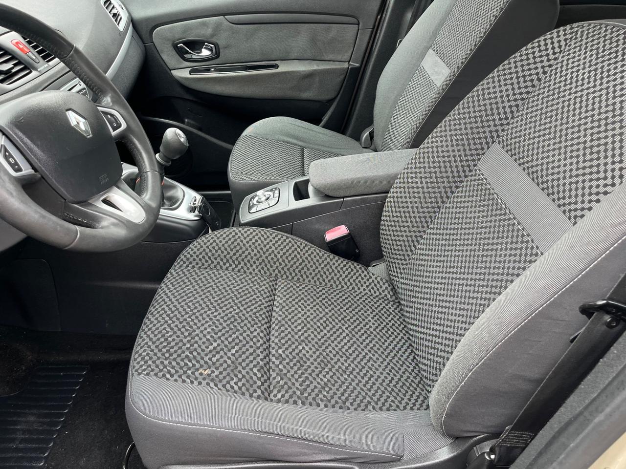 Renault Scenic/1.6HDI/ 110CV/neopatentato/Euro5B con FAP/unico proprietario