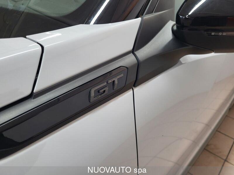 Peugeot 2008 PureTech 130 S&S EAT8 GT