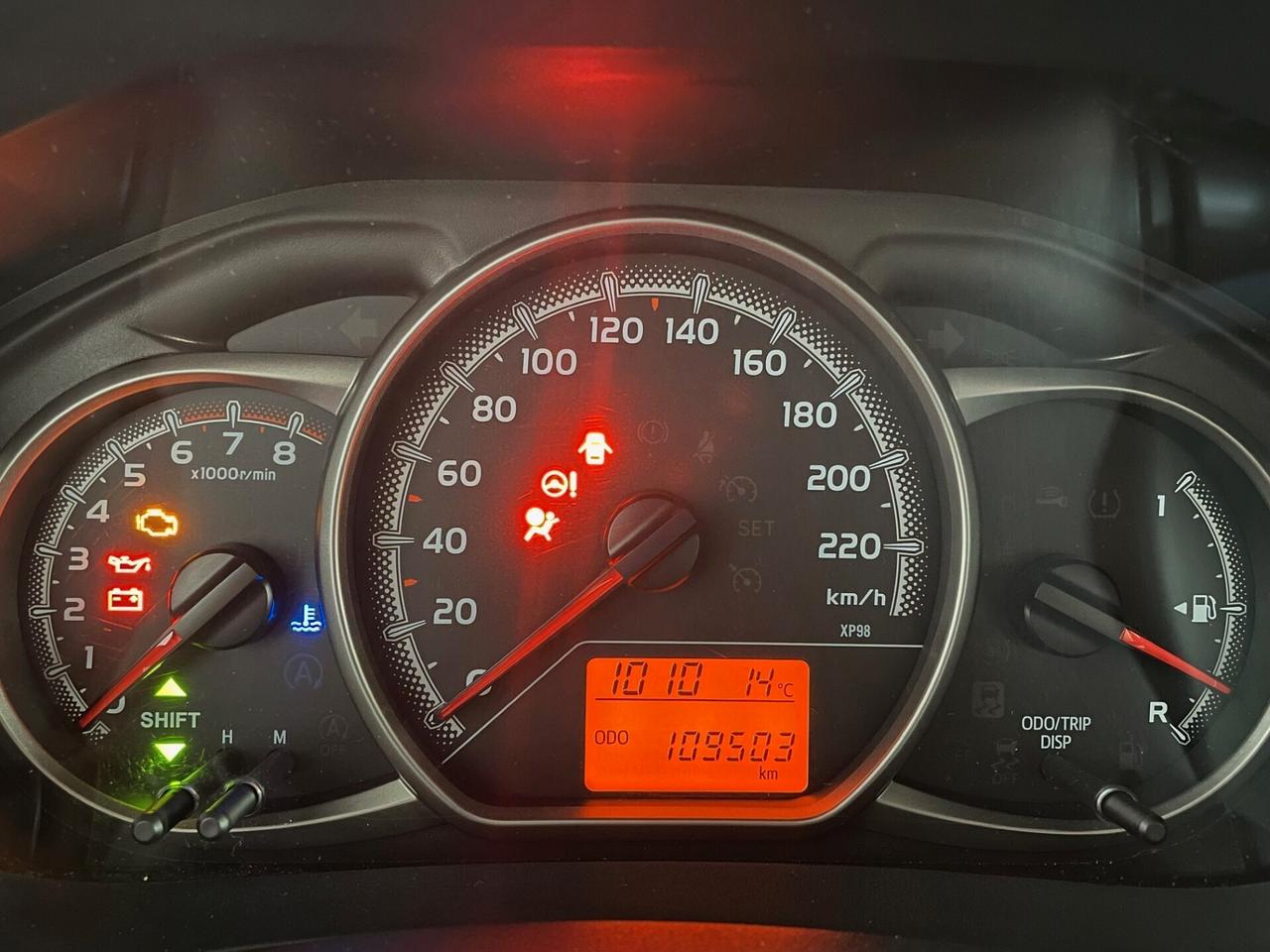 TOYOTA YARIS 1.0 5P COOL (UNIPROPRIETARIO)