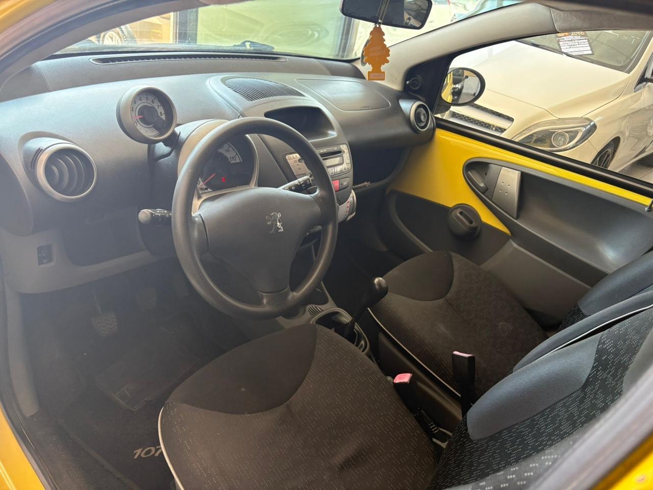 Peugeot 107 1.0 68CV 5p. Urban Move