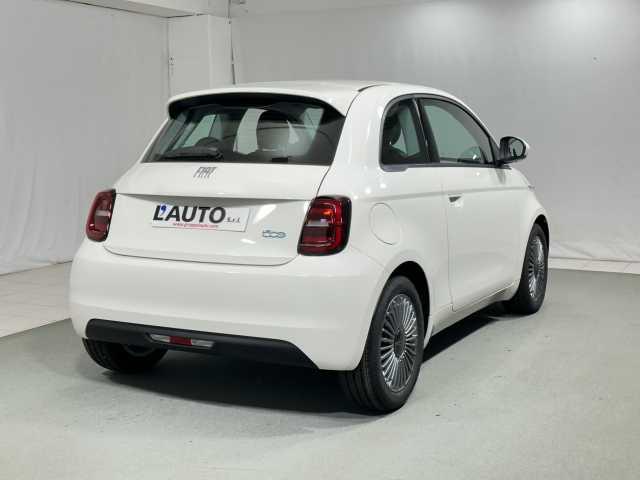 Fiat 500 500e Berlina 42kWh KM ZERO