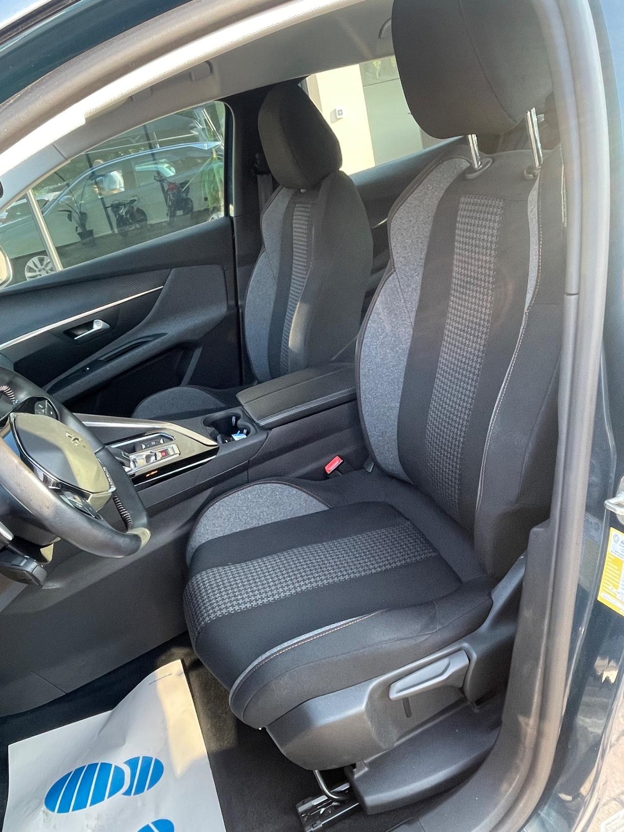 Peugeot 3008 BlueHDi 130 S&S EAT8 Active Pack
