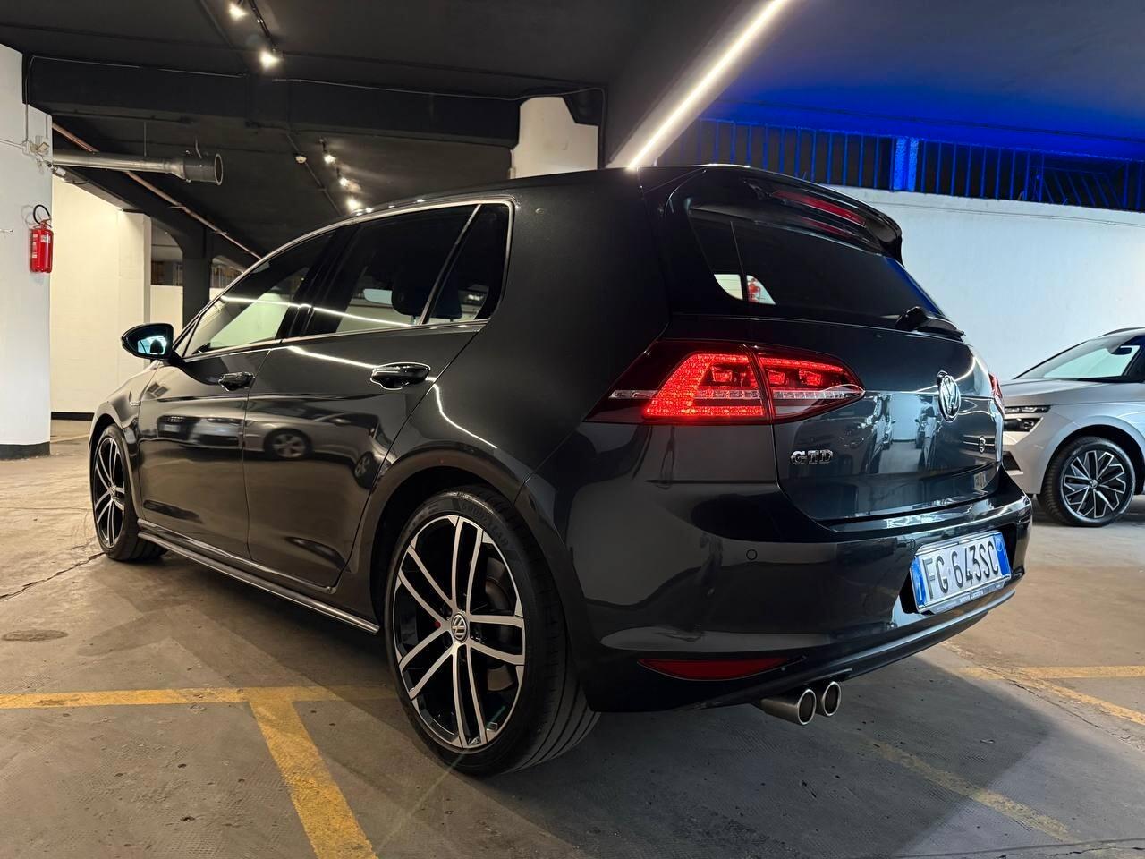 Volkswagen Golf GTD 2.0 TDI DSG 5p. BlueMotion Technology