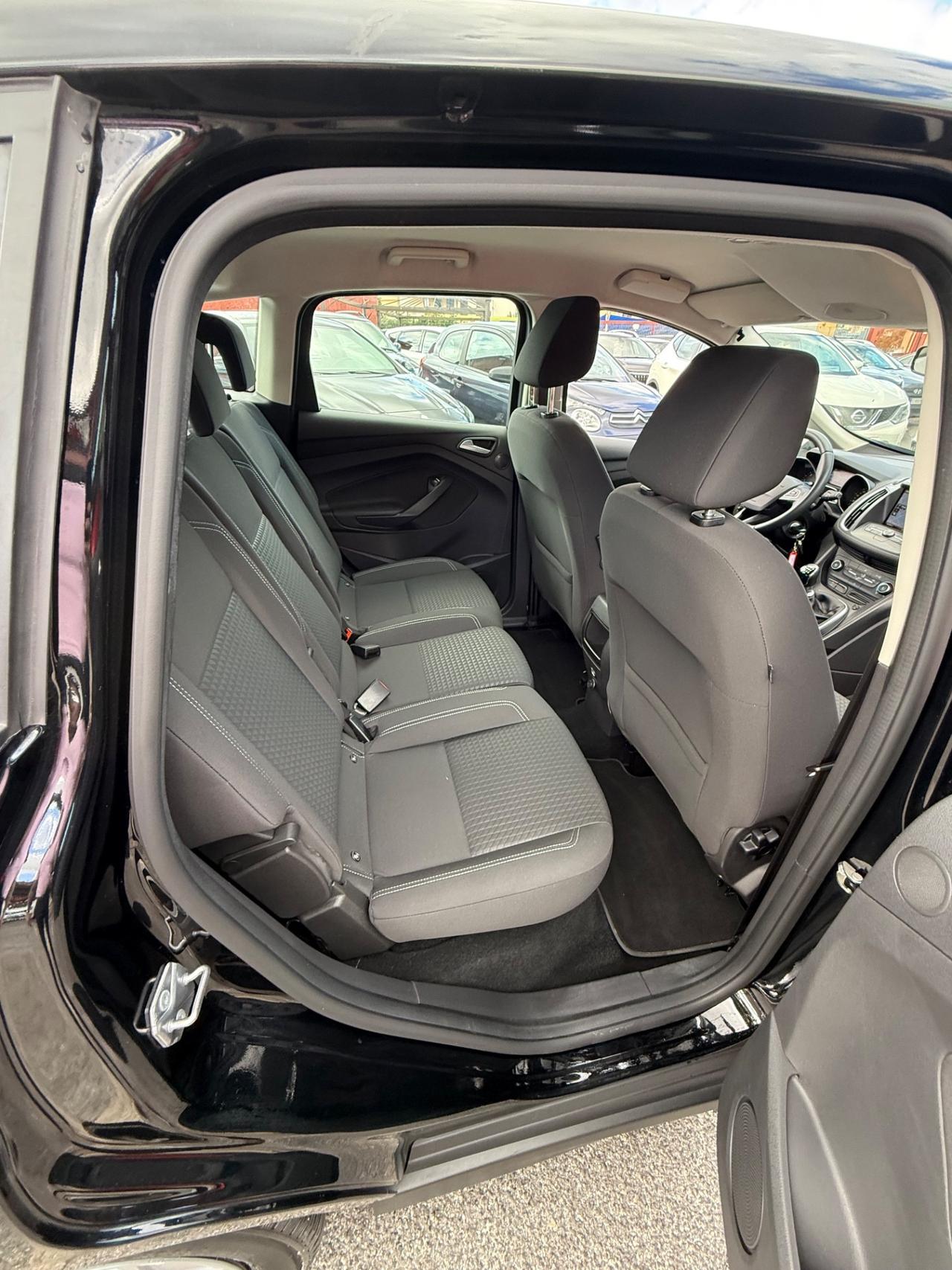 C-Max 1.5 TDCi 120CV- Titanium-unipro-rate-E6