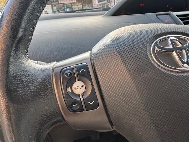 Toyota Yaris 1.0 5 porte Sol