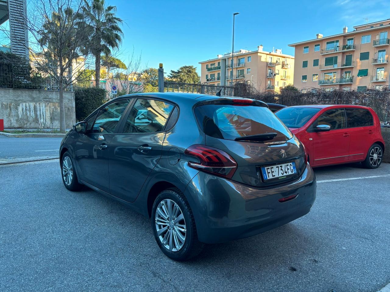 Peugeot 208 PureTech 82 5 porte Active DISTRIBUZIONE NUOVA UNIPROPRIETARIO