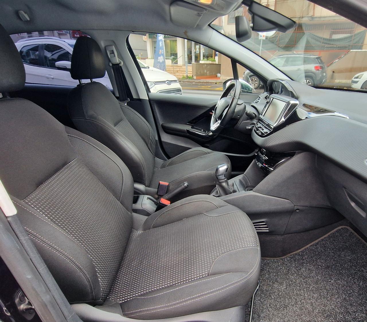 Peugeot 208 BlueHDi 100 5 porte Allure