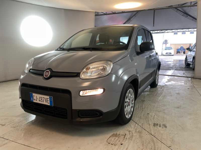 FIAT Panda III - Panda 1.0 firefly hybrid (Red) s&s 70cv