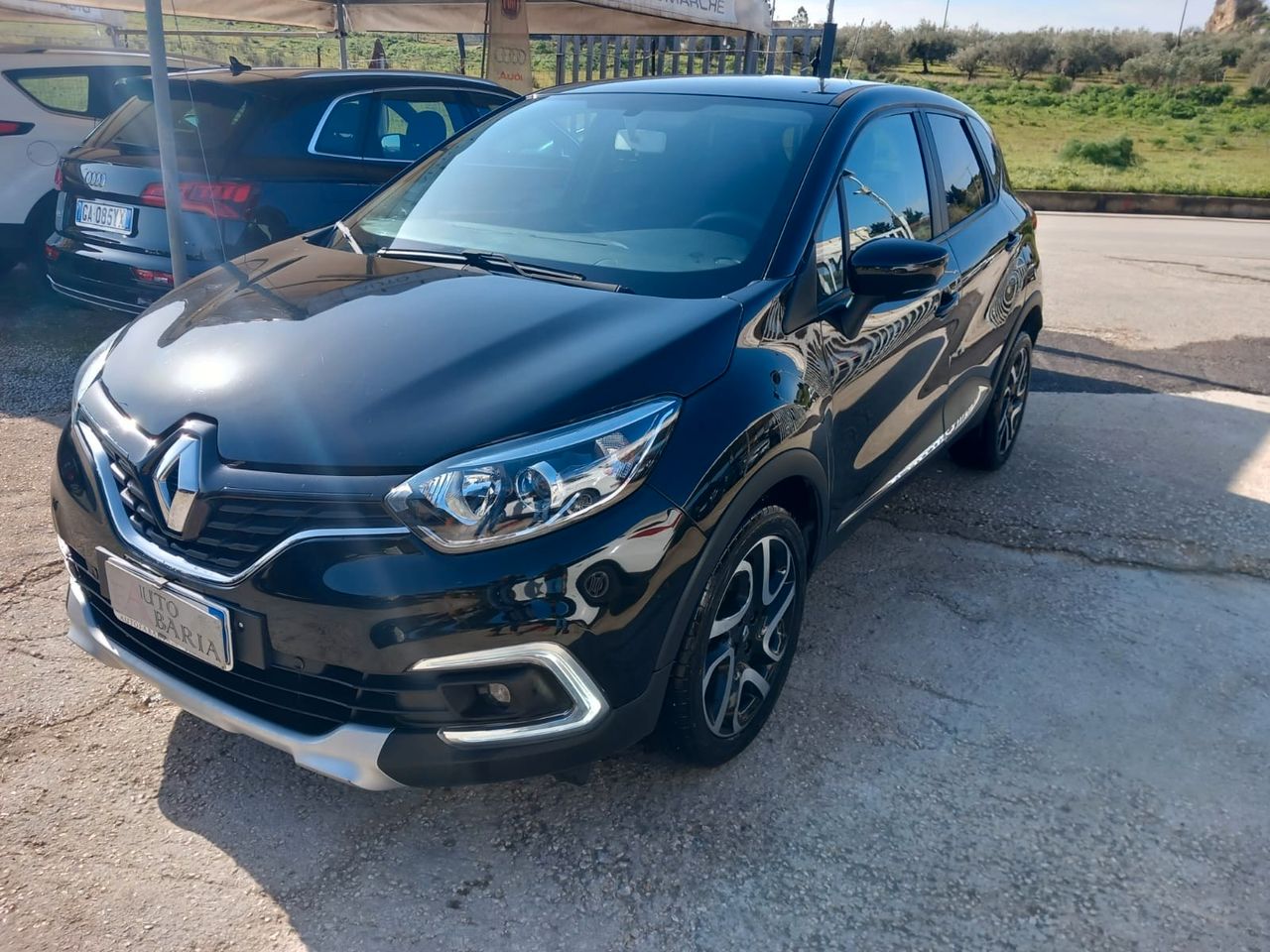 Renault Captur dCi 8V 90 CV EDC Start&amp;Stop Energy Initiale Paris