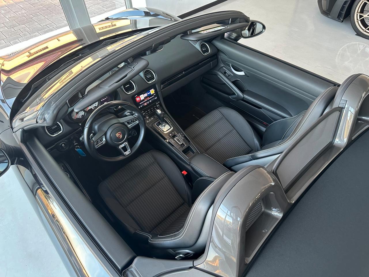 Porsche 718 Spyder Boxster 2.0 T