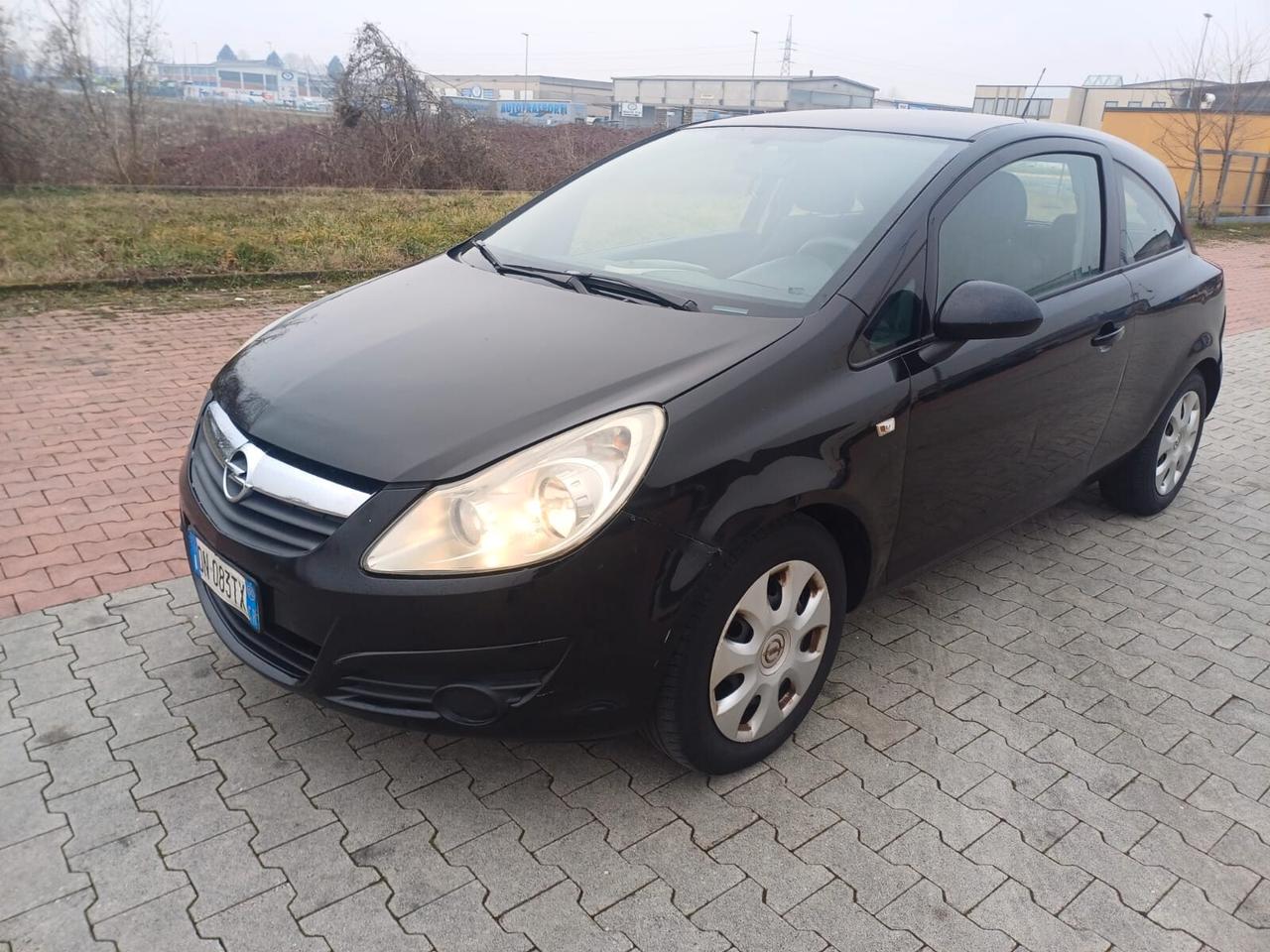 Opel Corsa 1.2 3 porte Sport