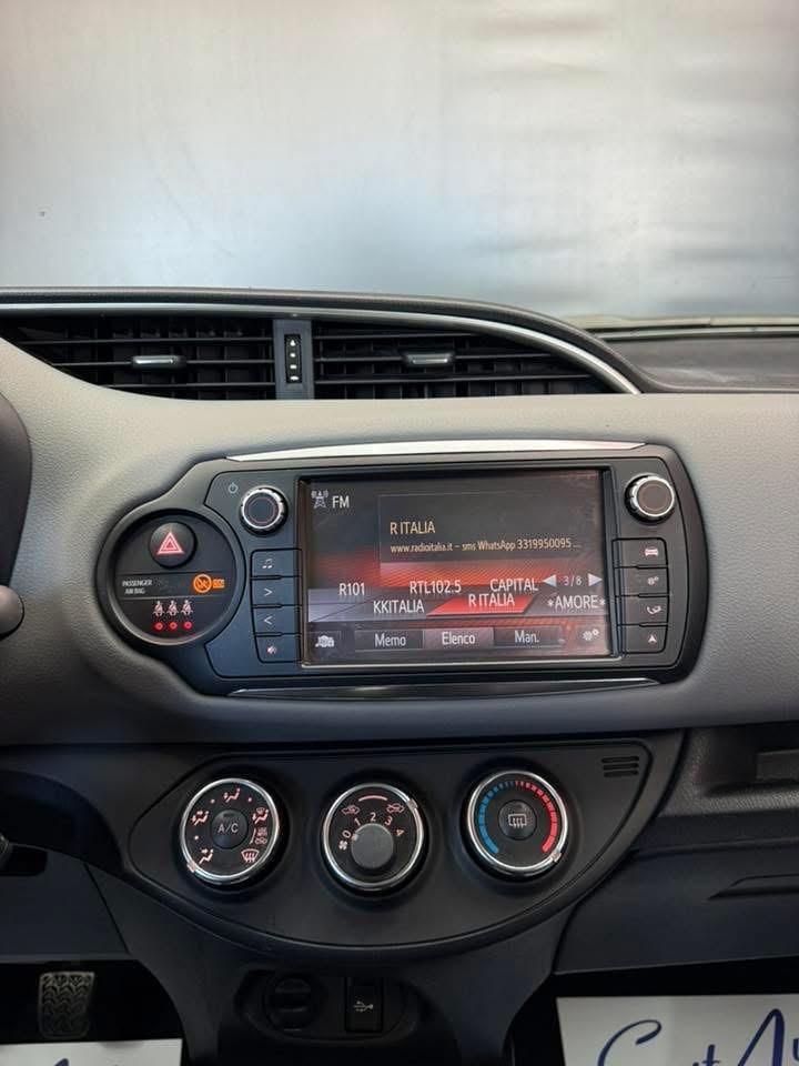 Toyota Yaris 1.4 D-4D Lounge 11/2014