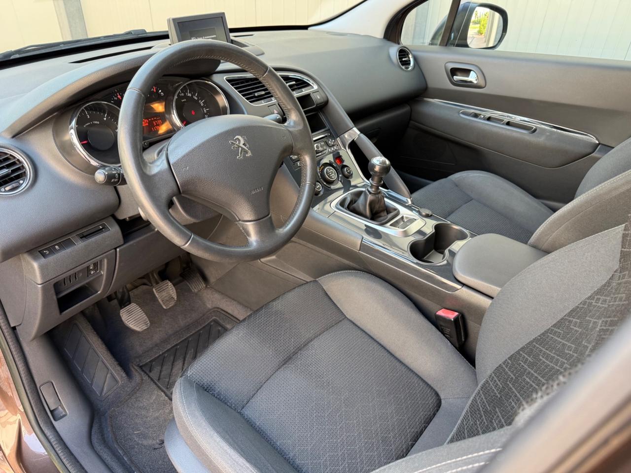Peugeot 3008 1.6 HDi 115CV Active