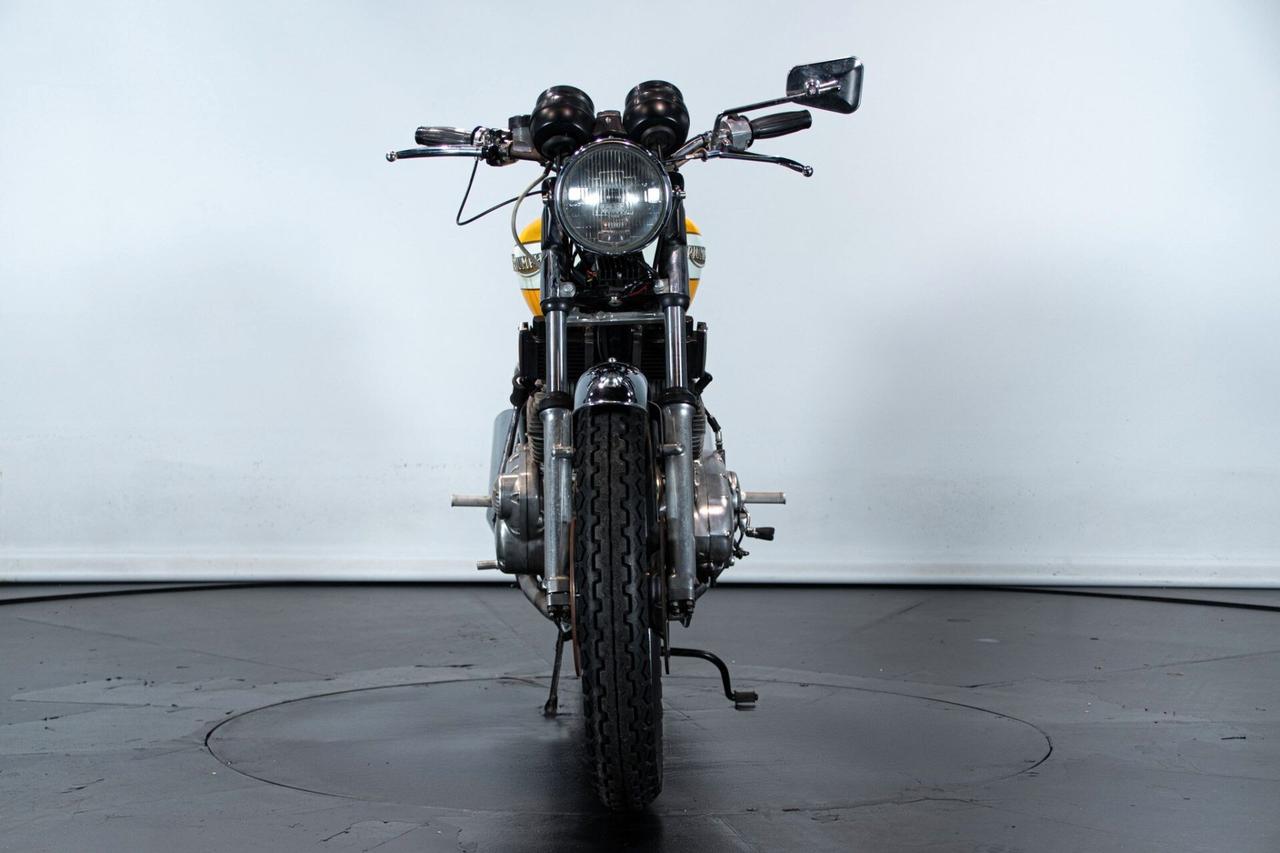 Triumph T160 Trident ( RARISSIMA )