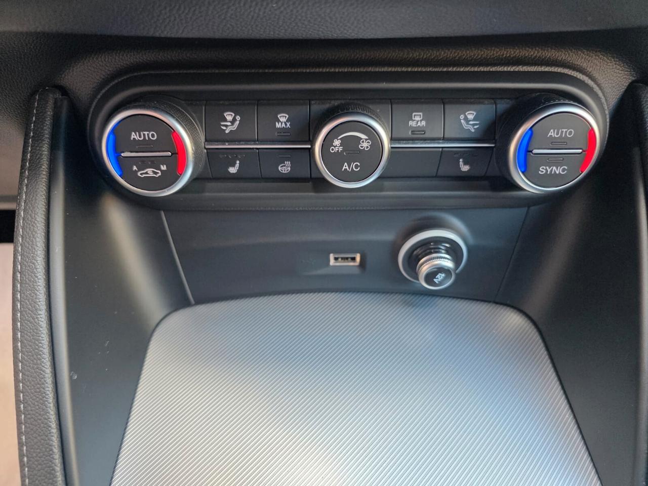 Alfa Romeo Stelvio 2.2 Turbodiesel 190 CV AT8 Q4 Pack VELOCE