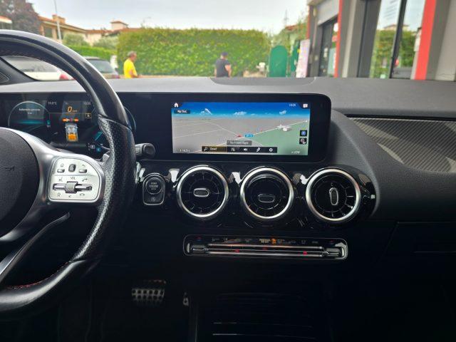 MERCEDES-BENZ GLA 200 d Automatic Premium AMG Line 19" MBUX LED Performa
