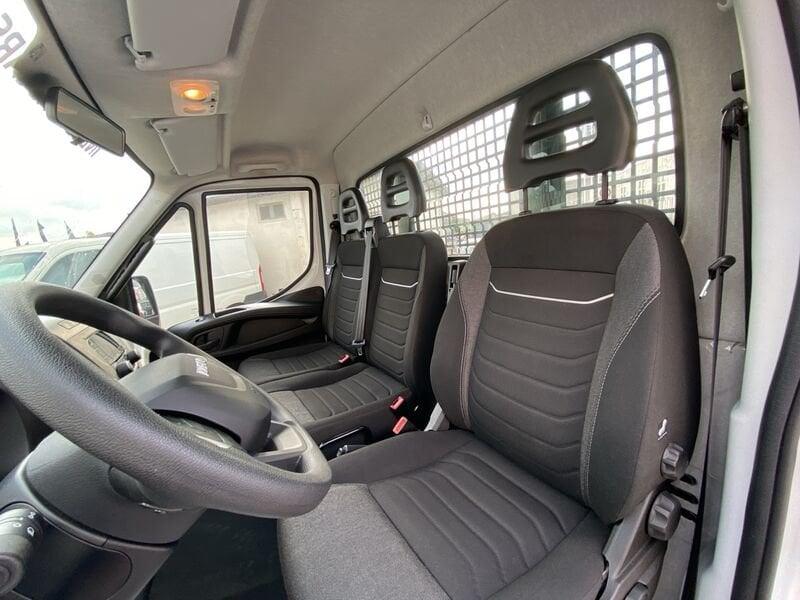 Iveco Daily Daily 35S12 2.3 HPT PC Cabinato