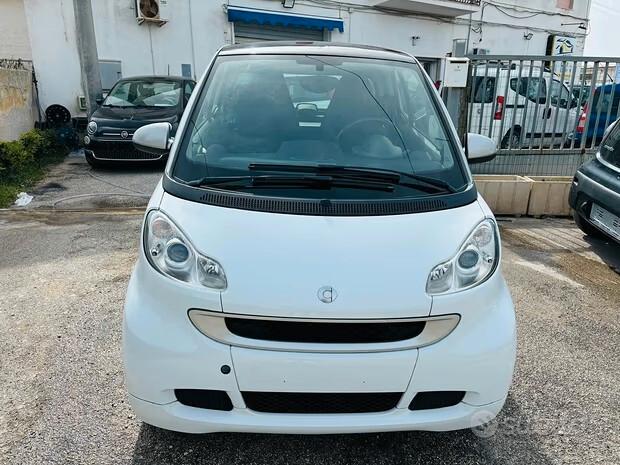 Smart ForTwo 1000 52 kW MHD coupé passion