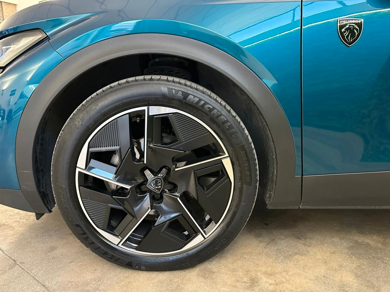 Peugeot 408 PureTech 130 S&S EAT8 GT