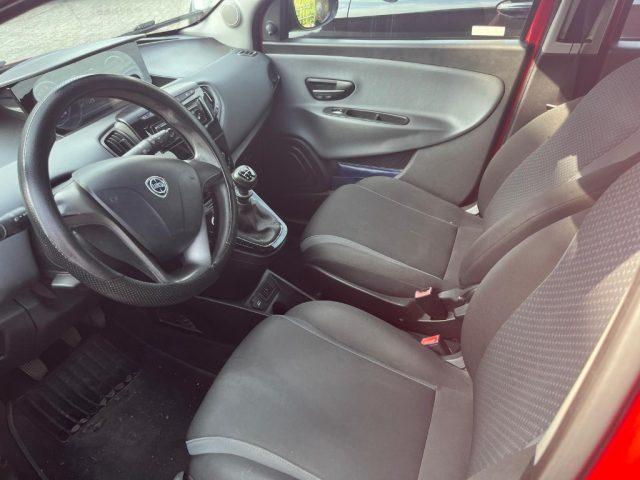 LANCIA Ypsilon 1.2 69 CV 5 porte Silver