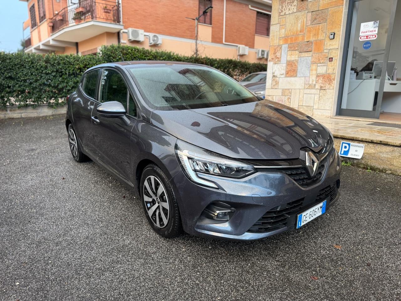 Renault Clio Full Hybrid E-Tech 140 CV 5 porte