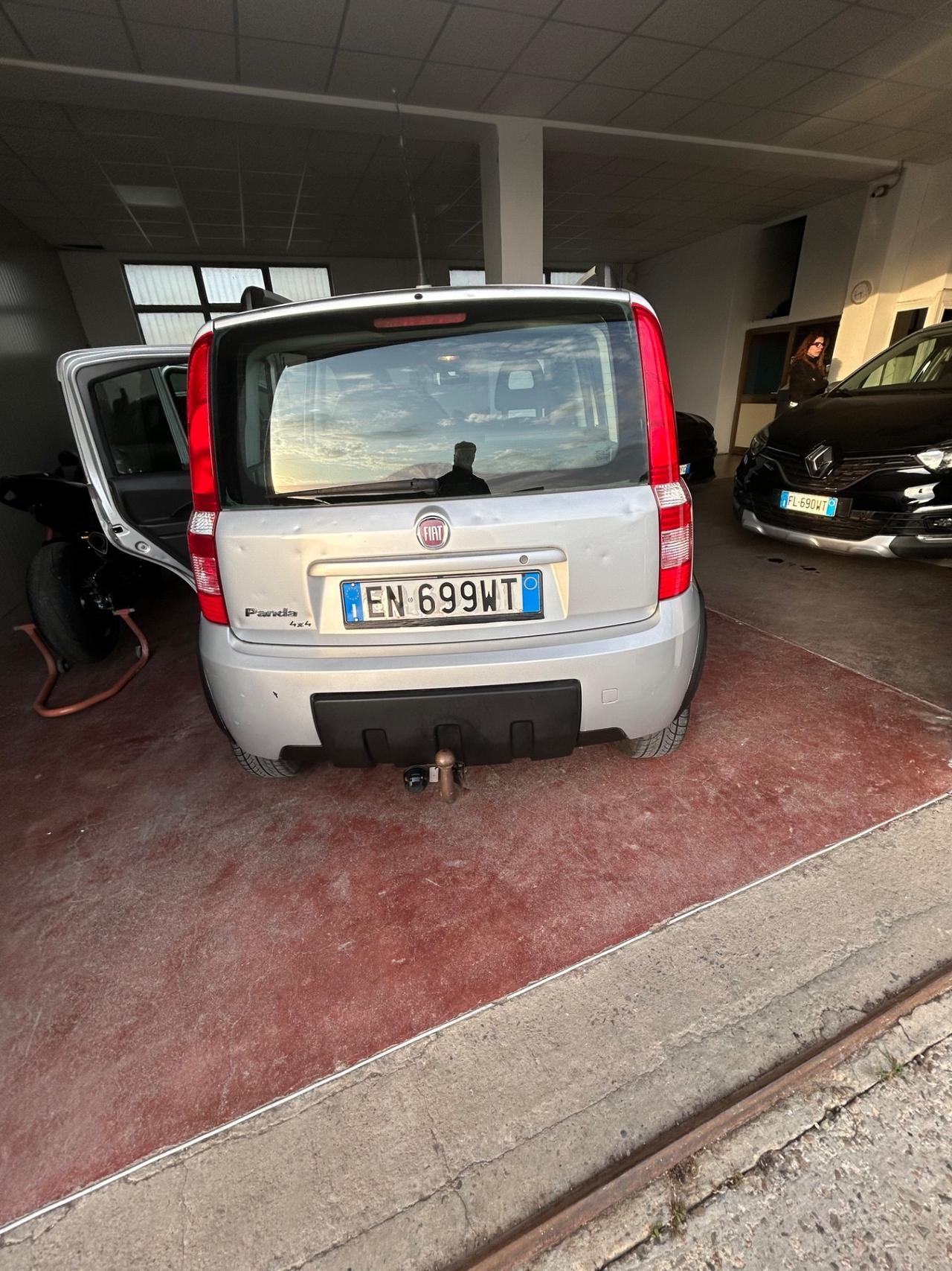 Fiat Panda 1.3 MJT 16V DPF 4x4 GANCIO TRAINO
